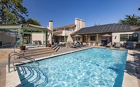 Half Moon Bay Lodge